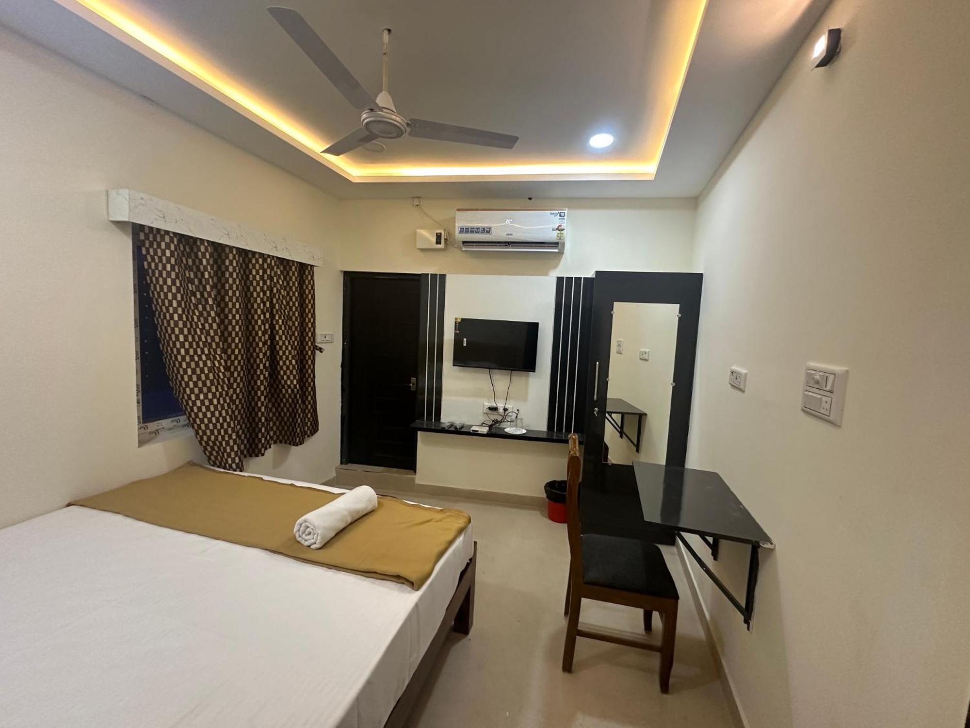 Mahadeepam Residency Βίλα Tiruvannāmalai Εξωτερικό φωτογραφία