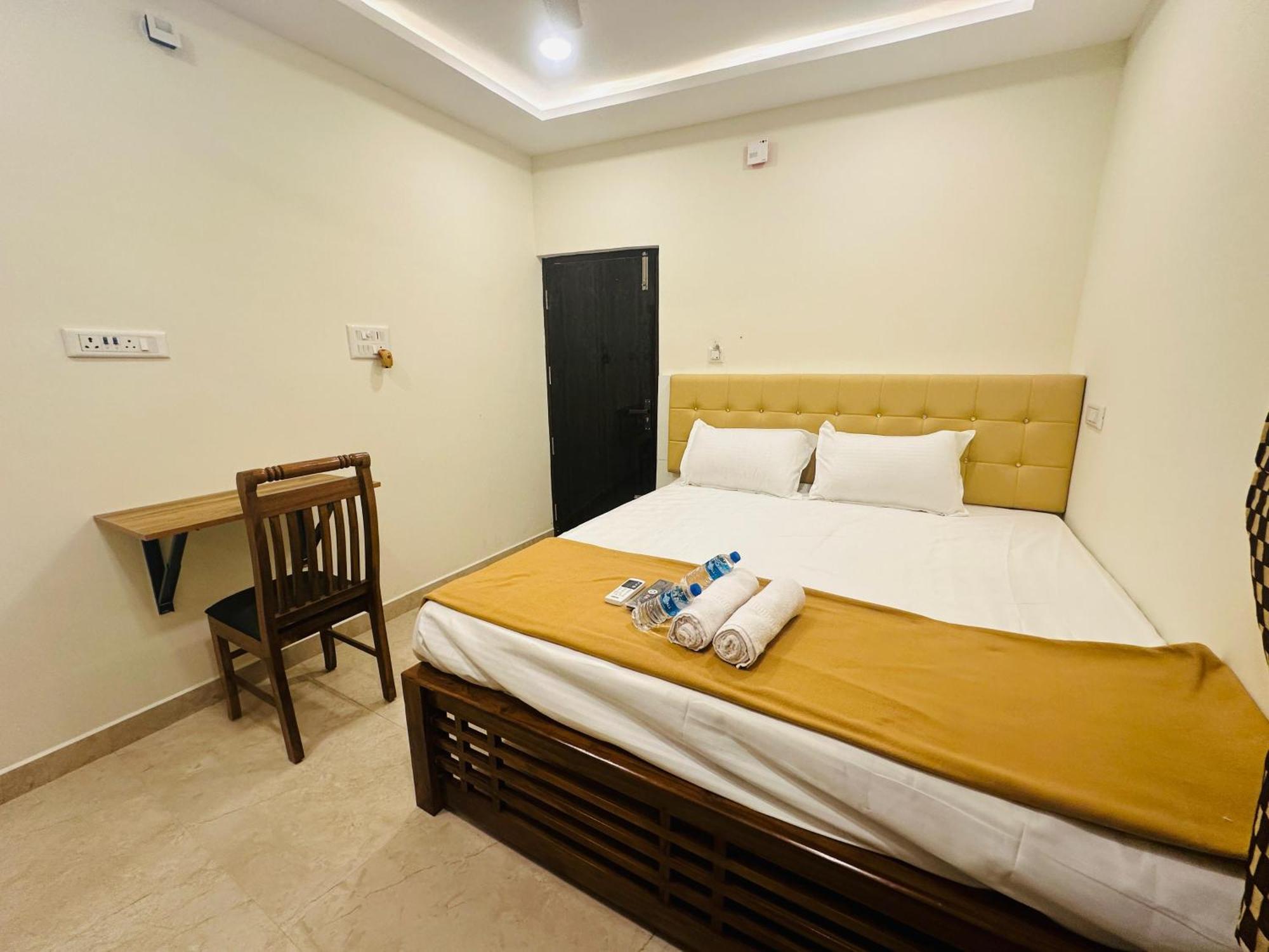 Mahadeepam Residency Βίλα Tiruvannāmalai Εξωτερικό φωτογραφία