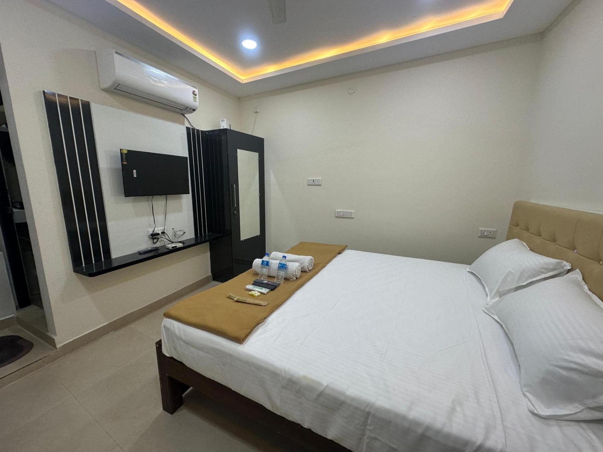 Mahadeepam Residency Βίλα Tiruvannāmalai Εξωτερικό φωτογραφία
