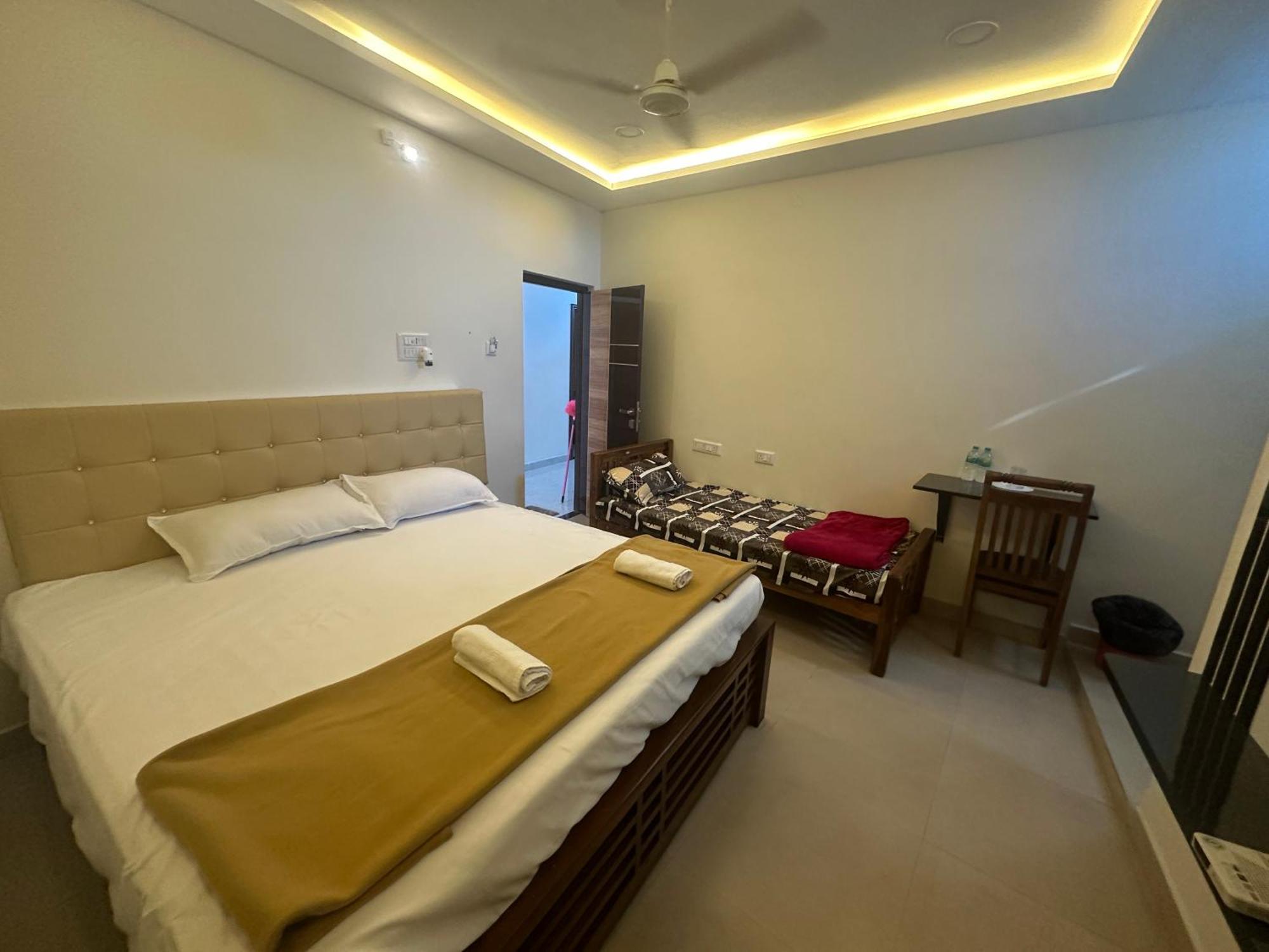 Mahadeepam Residency Βίλα Tiruvannāmalai Εξωτερικό φωτογραφία